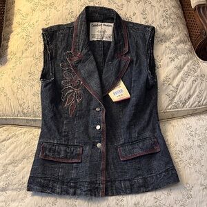 Comfort Denim NWT Women's Vest with Red Accents